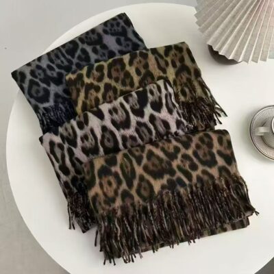 Scarf V2 - Style 3